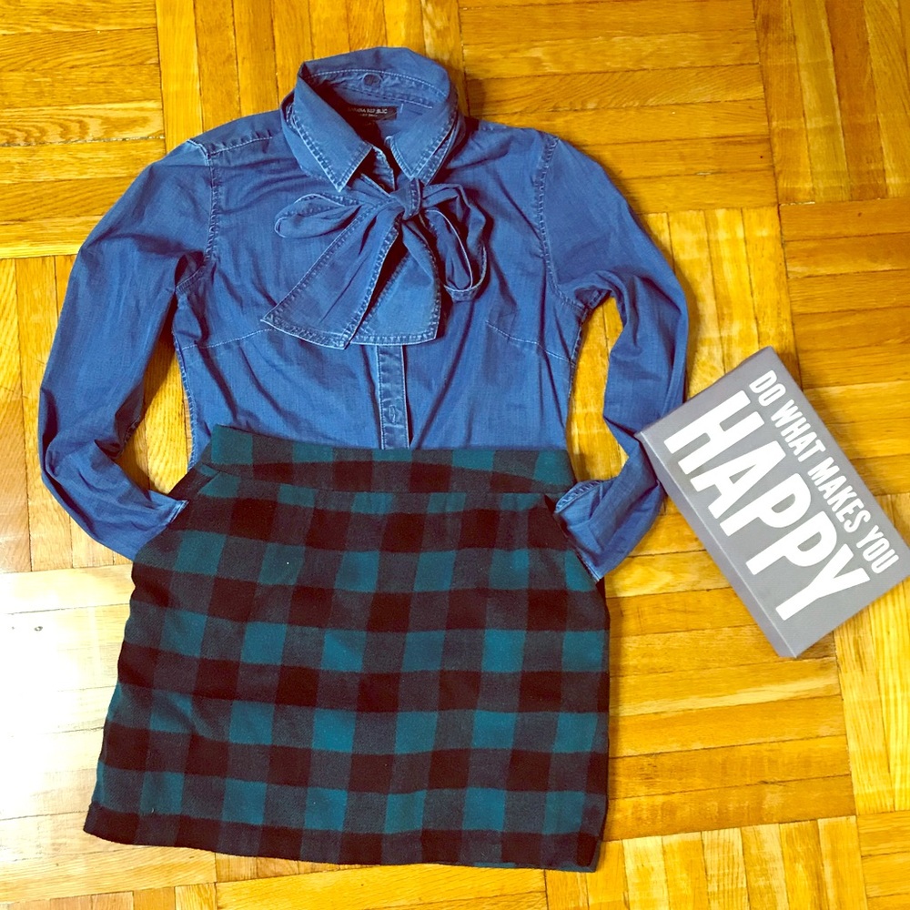 Forever 21 woolen skirt size medium